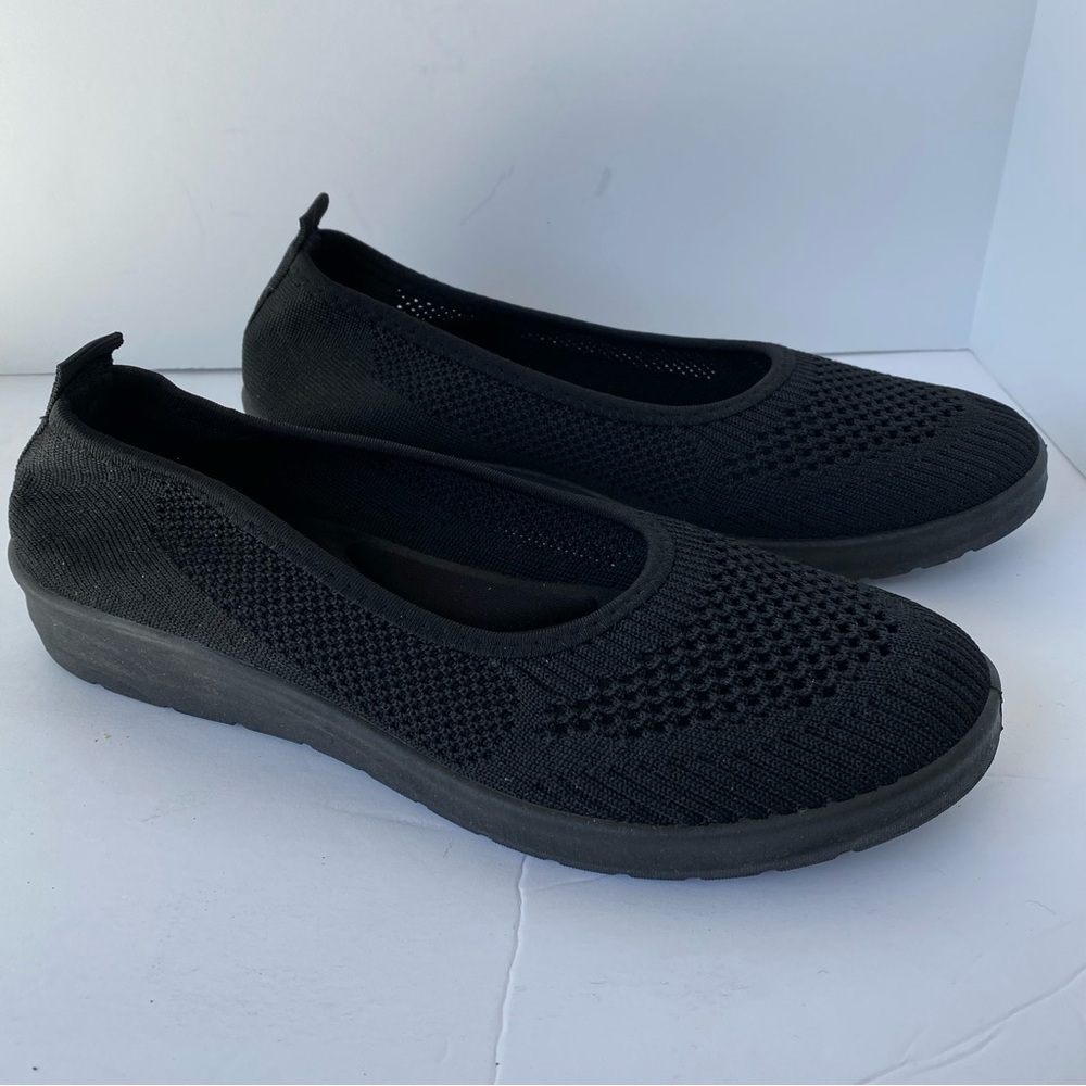 MUSSHOE Women’s black knit ballet flats -Sz 7